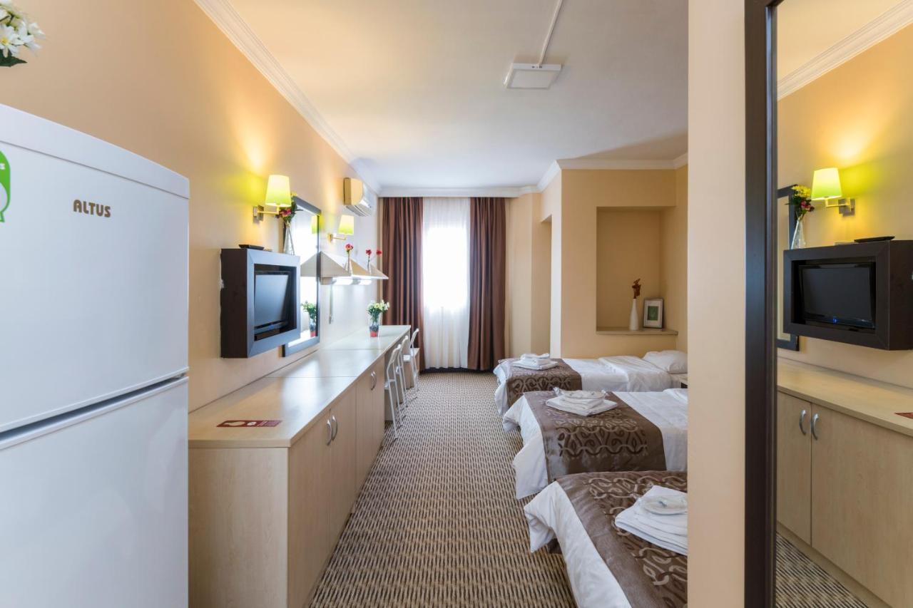 My Dome Economy Hotel Istanboel Buitenkant foto
